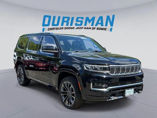 Diamond Black Crystal Pearlcoat 2022 Jeep Grand Wagoneer Series III 4x4