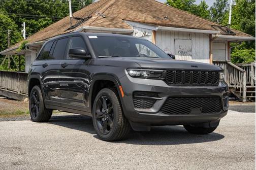 2025 Jeep Grand Cherokee Altitude