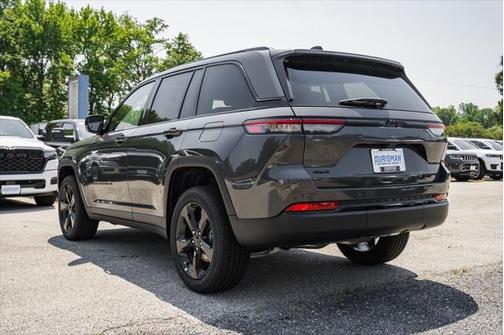 2025 Jeep Grand Cherokee Altitude