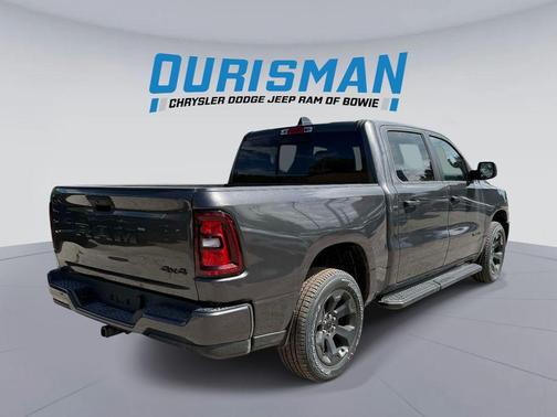 Granite Crystal Metallic Clearcoat 2026 RAM 1500 Express