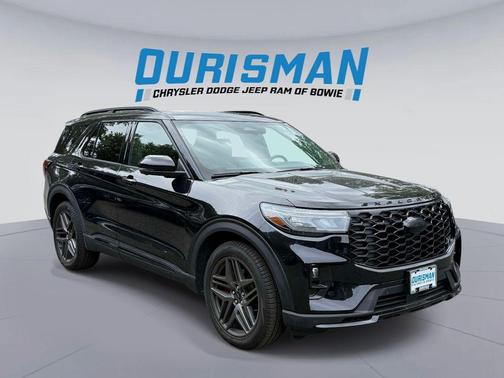 Agate Black Metallic 2025 Ford Explorer ST