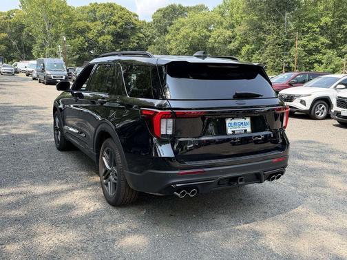 Agate Black Metallic 2025 Ford Explorer ST