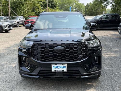 Agate Black Metallic 2025 Ford Explorer ST