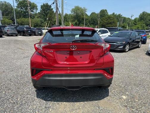 2022 Toyota C-HR XLE