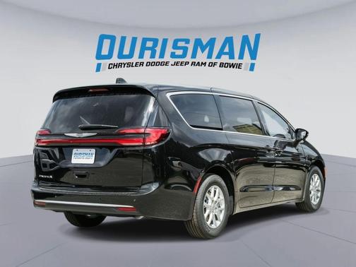 2025 Chrysler Pacifica L