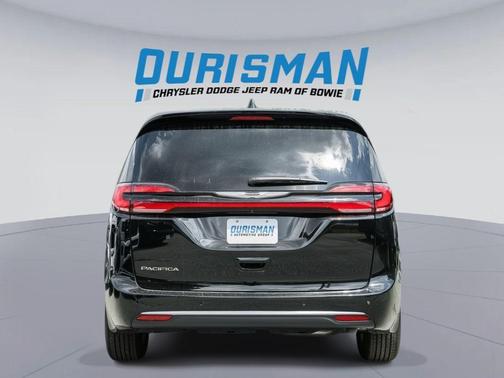 2025 Chrysler Pacifica L