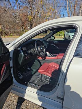 2021 BMW X6 xDrive40i