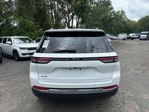 2023 Jeep Grand Cherokee 4xe Base