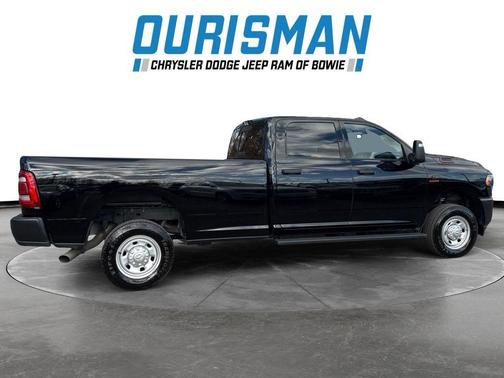 2024 RAM 2500 Tradesman Crew Cab 4x4 8' Box