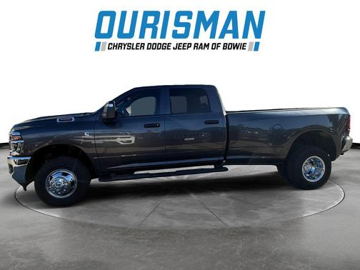 2026 RAM 3500 Tradesman Crew Cab 4x4 8' Box