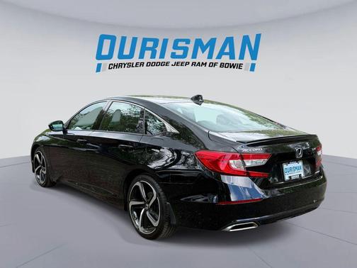 Crystal Black Pearl 2022 Honda Accord Sport 1.5T