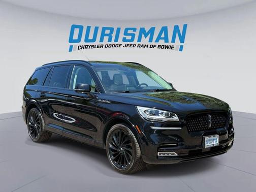 Infinite Black Metallic Clearcoat 2024 Lincoln Aviator Black Label AWD