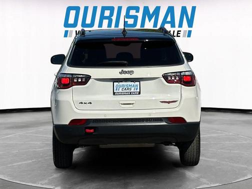 White Clearcoat 2018 Jeep Compass Trailhawk