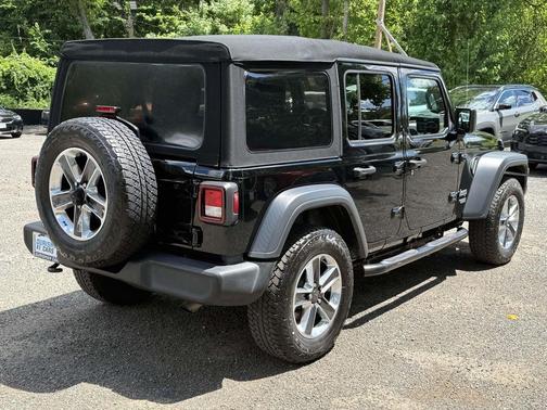 Black Clearcoat 2021 Jeep Wrangler Unlimited Sport