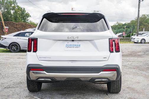 2024 Kia Sorento S