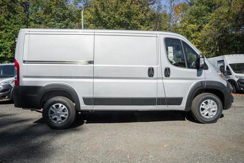 2025 RAM ProMaster 2500 Base