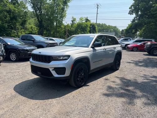 2024 Jeep Grand Cherokee Altitude