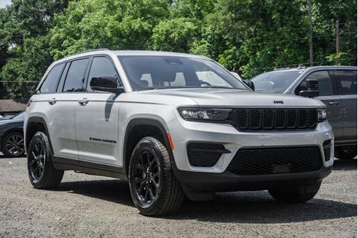 2024 Jeep Grand Cherokee Altitude