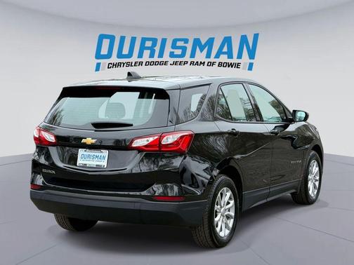 Mosaic Black Metallic 2019 Chevrolet Equinox LS