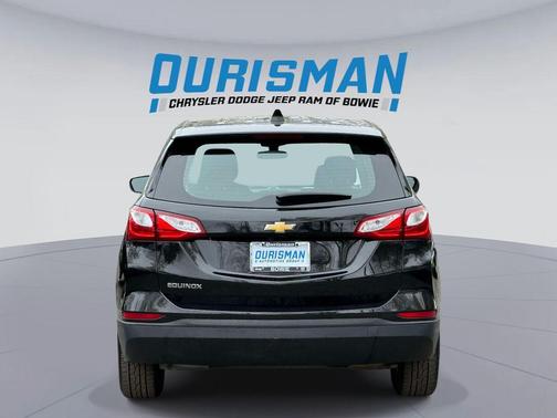 Mosaic Black Metallic 2019 Chevrolet Equinox LS