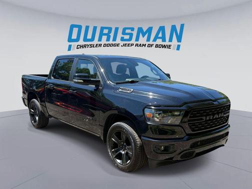 Diamond Black Crystal Pearlcoat 2022 RAM 1500 Big Horn/Lone Star