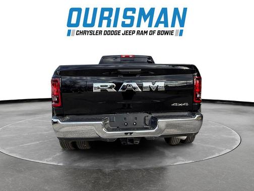 2026 RAM 3500 Tradesman Crew Cab 4x4 8' Box