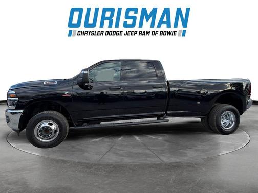 2026 RAM 3500 Tradesman Crew Cab 4x4 8' Box