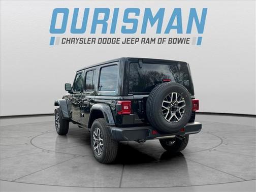 2025 Jeep Wrangler 4-Door Sahara 4x4