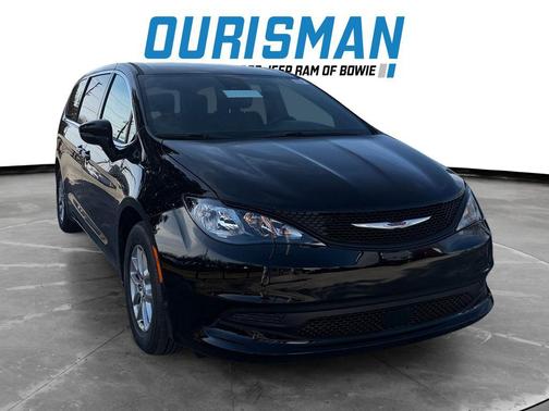 2026 Chrysler Voyager LX