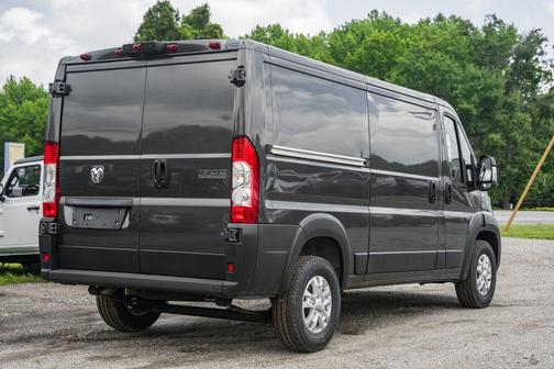 2025 RAM ProMaster 1500 Low Roof