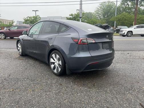 2021 Tesla Model Y Long Range Dual Motor All-Wheel Drive