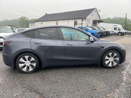 2021 Tesla Model Y Long Range Dual Motor All-Wheel Drive