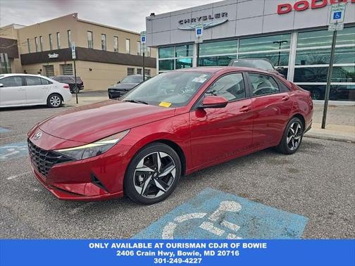 2023 Hyundai ELANTRA SEL