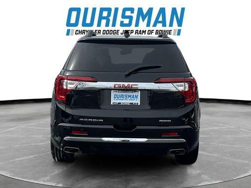 2022 GMC Acadia Denali