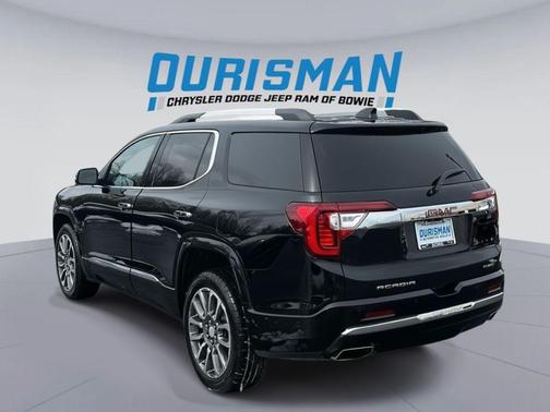 2022 GMC Acadia Denali