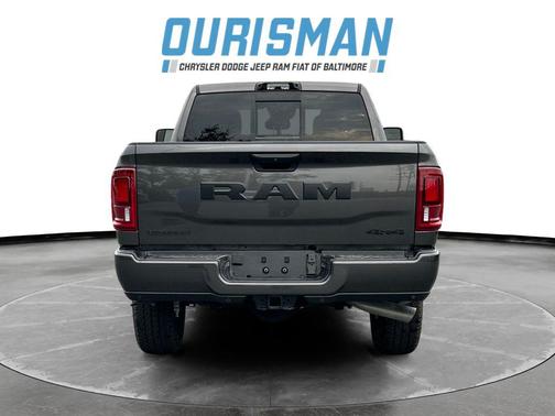 2025 RAM 2500 Big Horn Crew Cab 4x4 6'4' Box