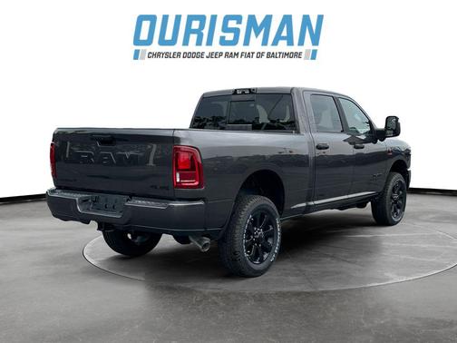 2025 RAM 2500 Big Horn Crew Cab 4x4 6'4' Box