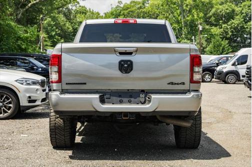 2020 RAM 2500 Big Horn Crew Cab 4X4 6'4' Box