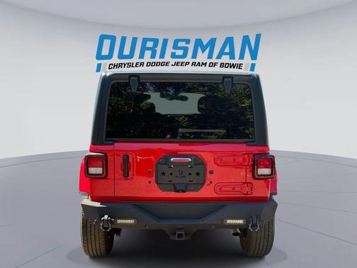Firecracker Red Clearcoat 2023 Jeep Wrangler 4-Door Sahara 4x4
