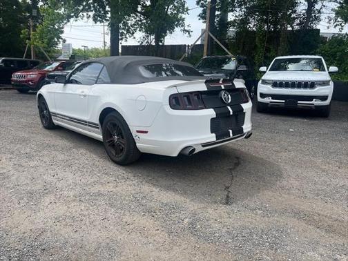 2013 Ford Mustang V6