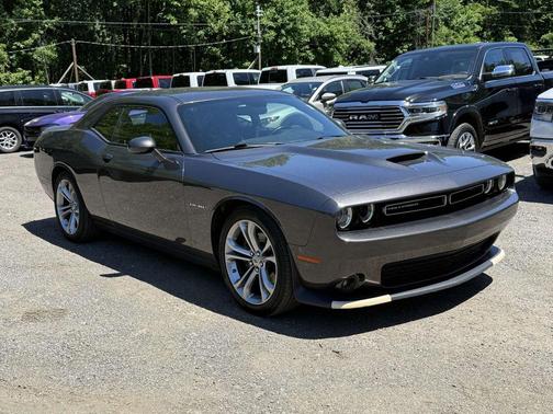 Granite Pearlcoat 2022 Dodge Challenger R/T