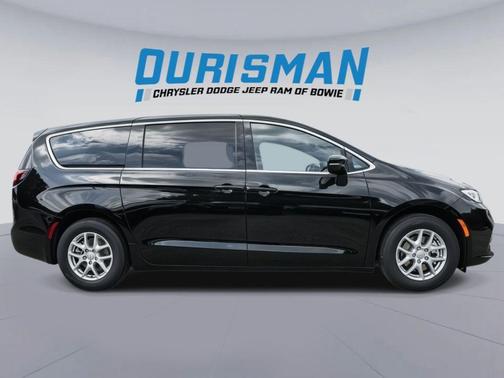 2025 Chrysler Pacifica L