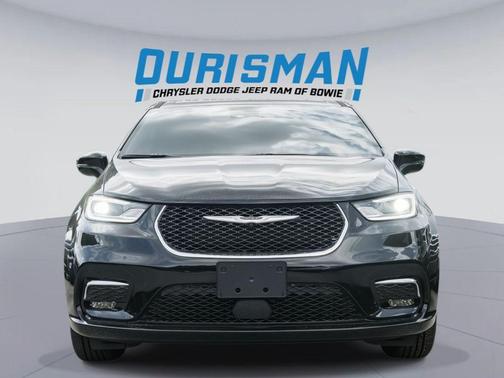 2025 Chrysler Pacifica L