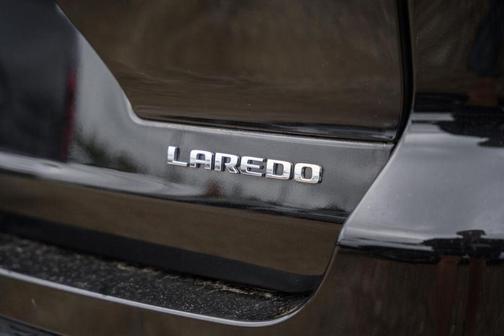 2022 Jeep Grand Cherokee L Laredo