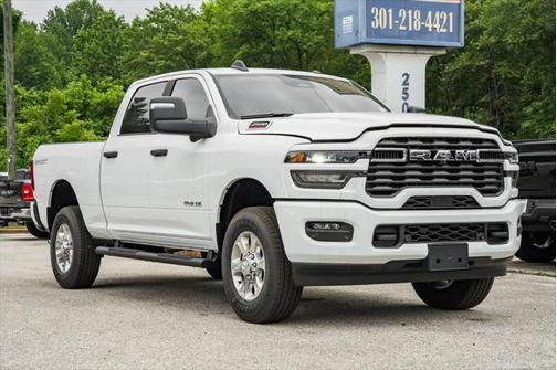 2025 RAM 2500 Big Horn Crew Cab 4x4 6'4' Box