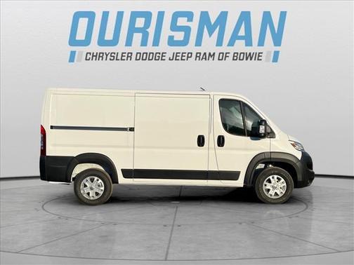2025 RAM ProMaster 2500 Base