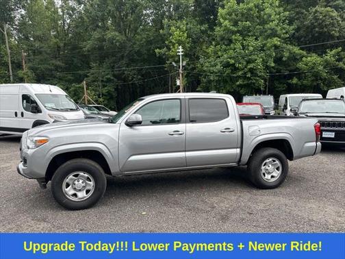 2022 Toyota Tacoma SR