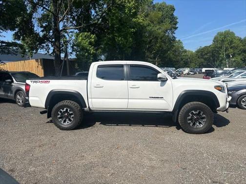 2019 Toyota Tacoma SR