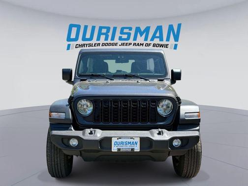 Granite Crystal Metallic Clearcoat 2025 Jeep Wrangler Sport
