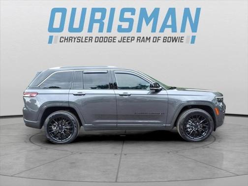 2024 Jeep Grand Cherokee Summit
